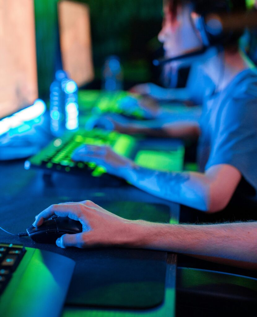 video game players2 830x1024 video game players2 830x1024